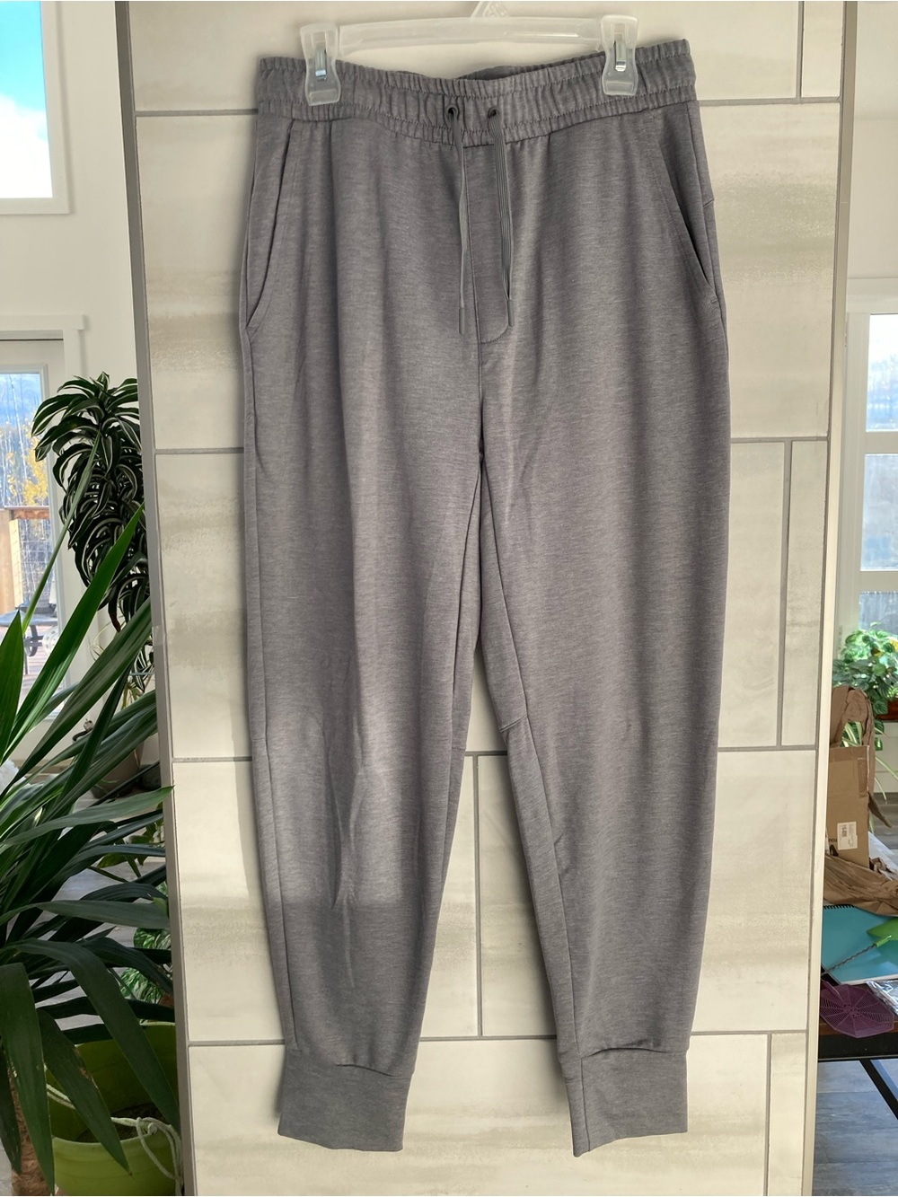 Lole Gray Women's Jogger Pants - Elastic Waist & Cuffed Ankles